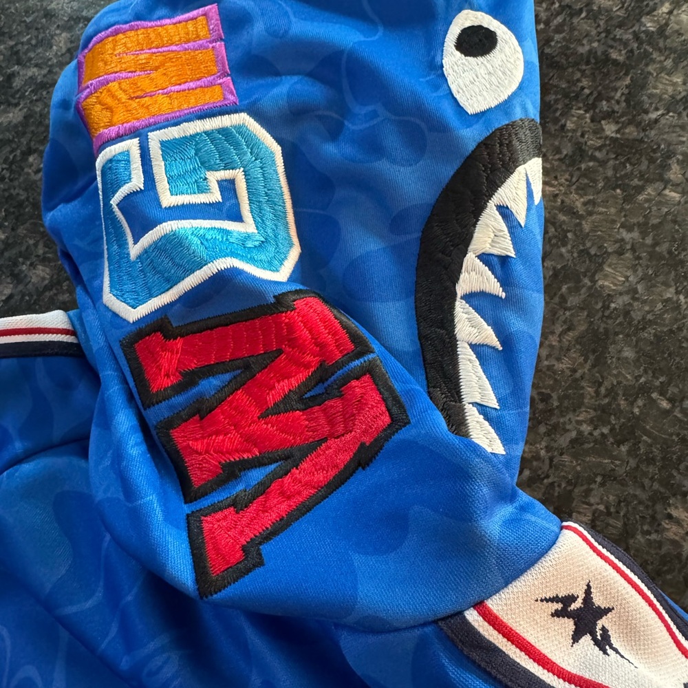 A‎ Bathing Ape Tan Hoodie - Picture 12 of 15